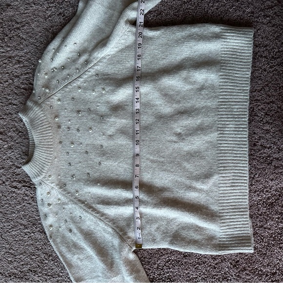 White Pearl sweater - Picture 3 of 5